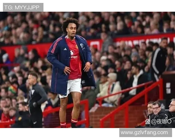 卡拉格：那么长期多一人作战都不调整阵型，阿莫林该担任